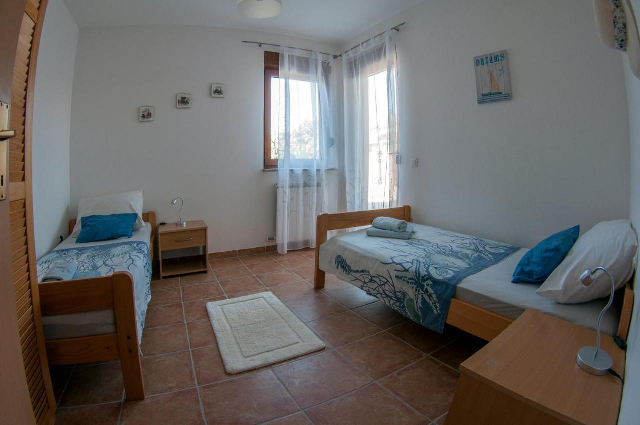 House /Villa Maja Ližnjan Eksteriør billede