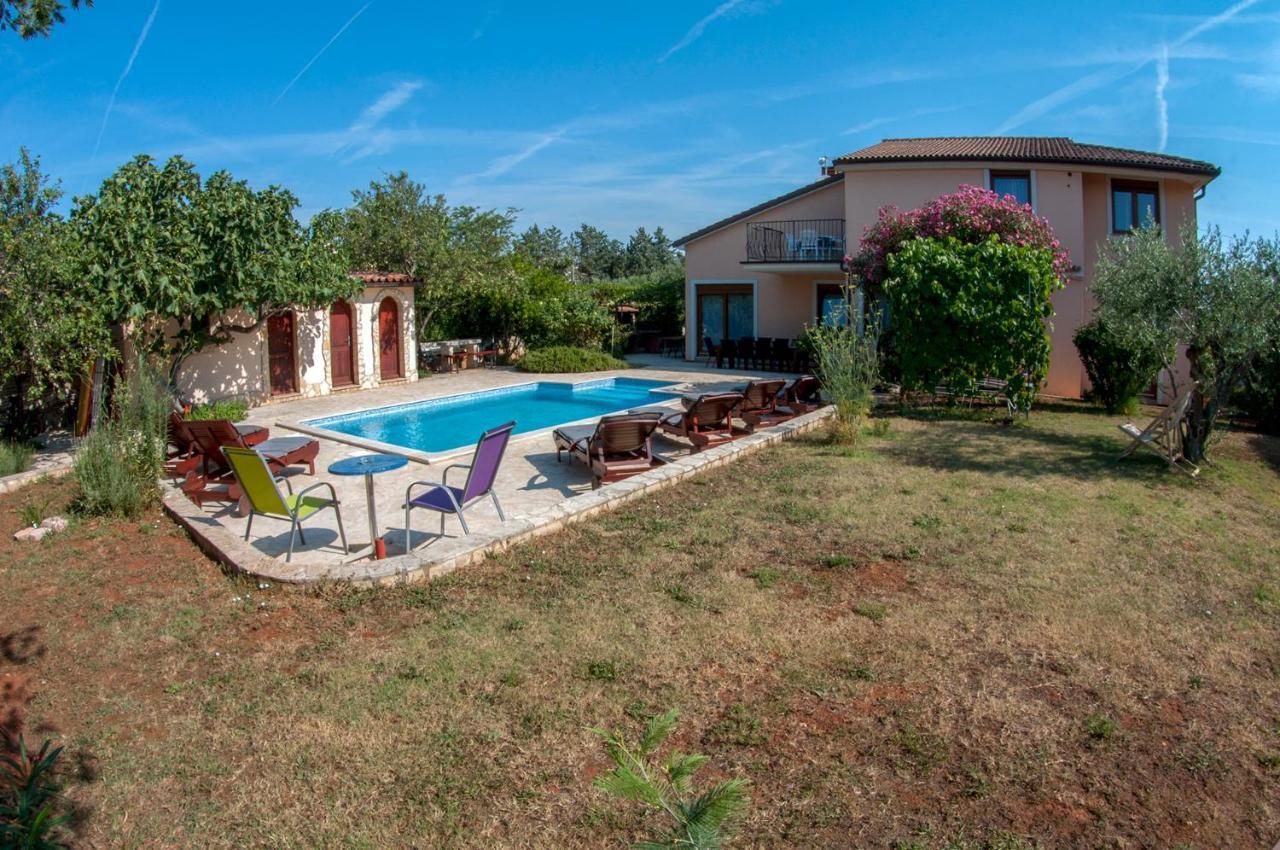 House /Villa Maja Ližnjan Eksteriør billede